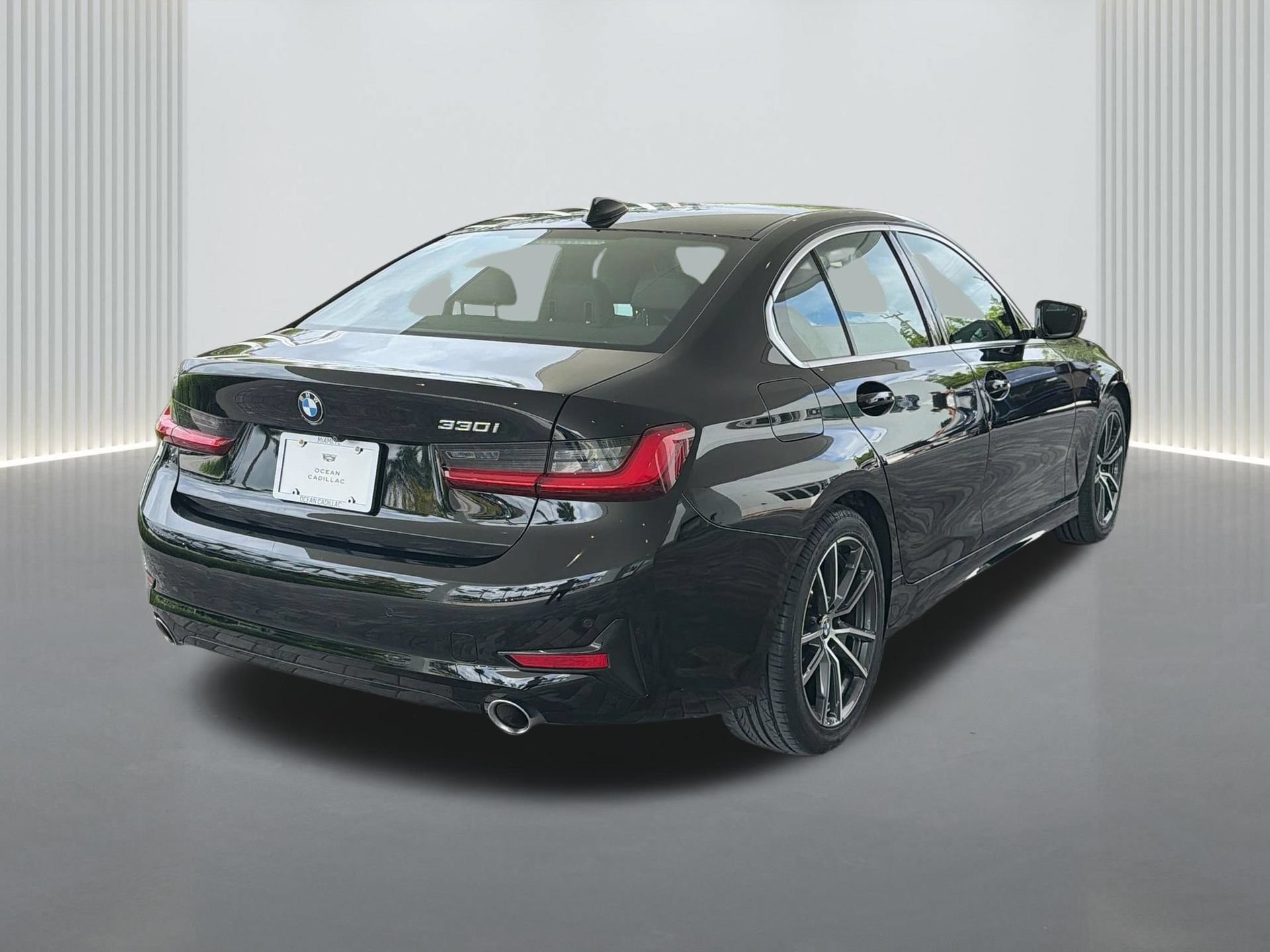 Used 2020 BMW 330i Sedan w/ Driving Assistance Package RWD image 5