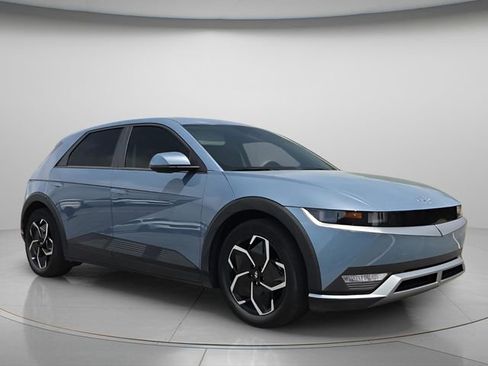 Used 2023 Hyundai Ioniq 5 SE image 9