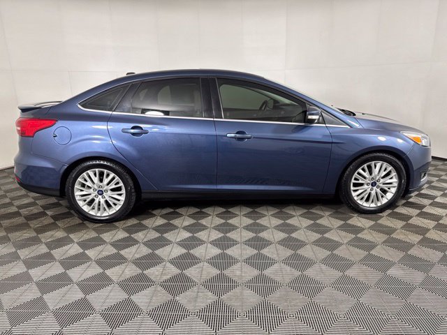 Certified 2018 Ford Focus Titanium FWD image 2