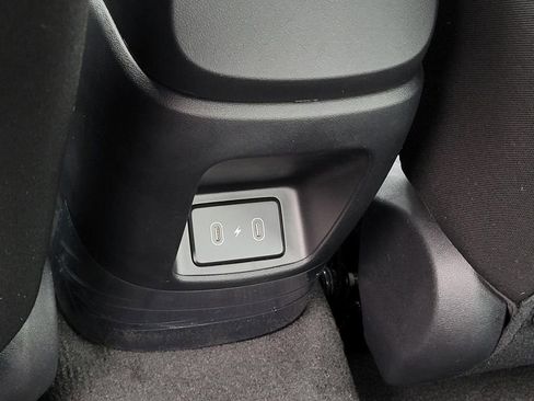 New 2025 Hyundai Elantra SEL image 16