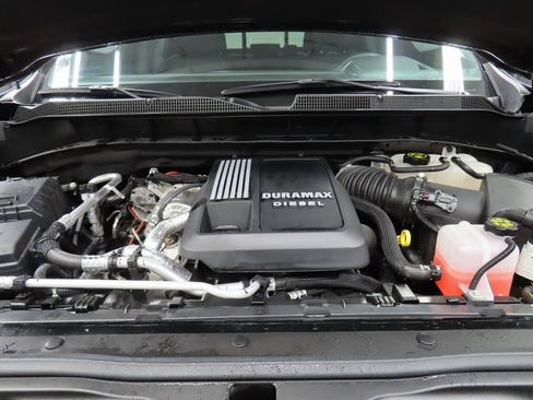 Used 2024 Chevrolet Silverado 1500 RST w/ Convenience Package II image 22