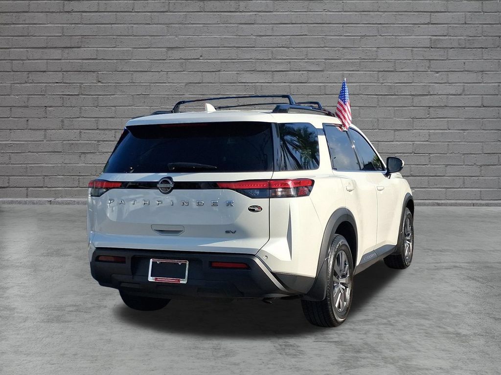 Certified 2023 Nissan Pathfinder SV FWD image 11