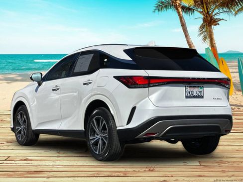 Used 2024 Lexus RX 350 FWD w/ Technology Package image 4