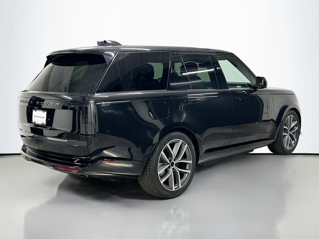 Used 2026 Land Rover Range Rover SE AWD/4WD image 9