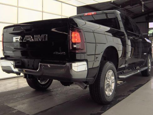 Used 2026 RAM 2500 Big Horn AWD/4WD image 4