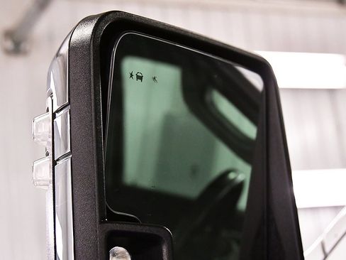 Used 2022 Chevrolet Silverado 2500 LTZ w/ LTZ Plus Package image 18