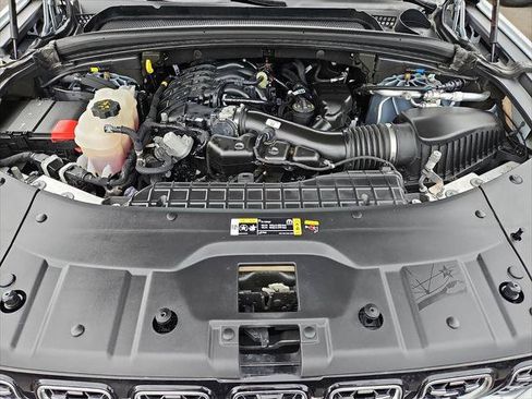 Certified 2025 Jeep Grand Cherokee Summit w/ Luxury Tech Group V AWD/4WD image 28