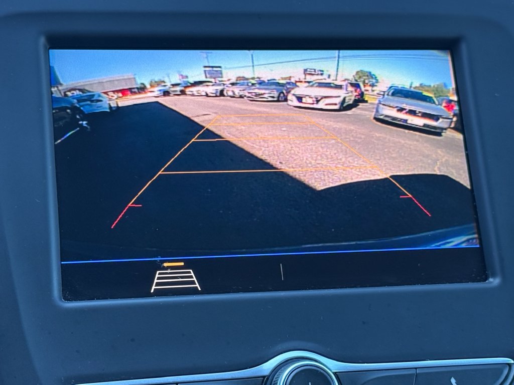 Used 2020 Chevrolet Equinox LT FWD image 24