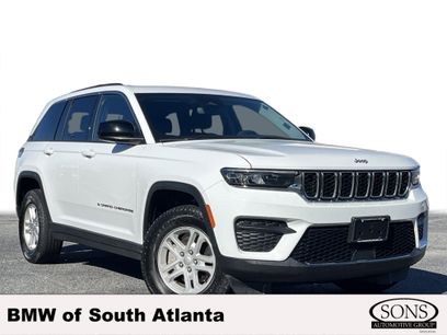 Used 2023 Jeep Grand Cherokee Laredo