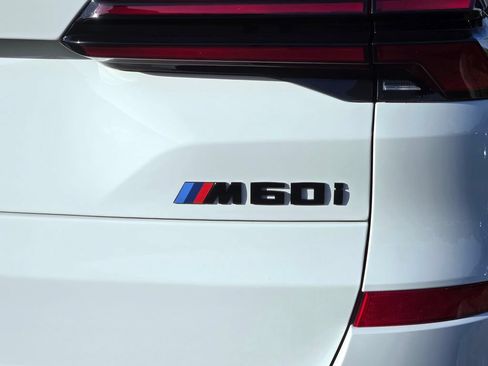 Used 2026 BMW X5 M60i w/ Executive Package AWD/4WD image 11