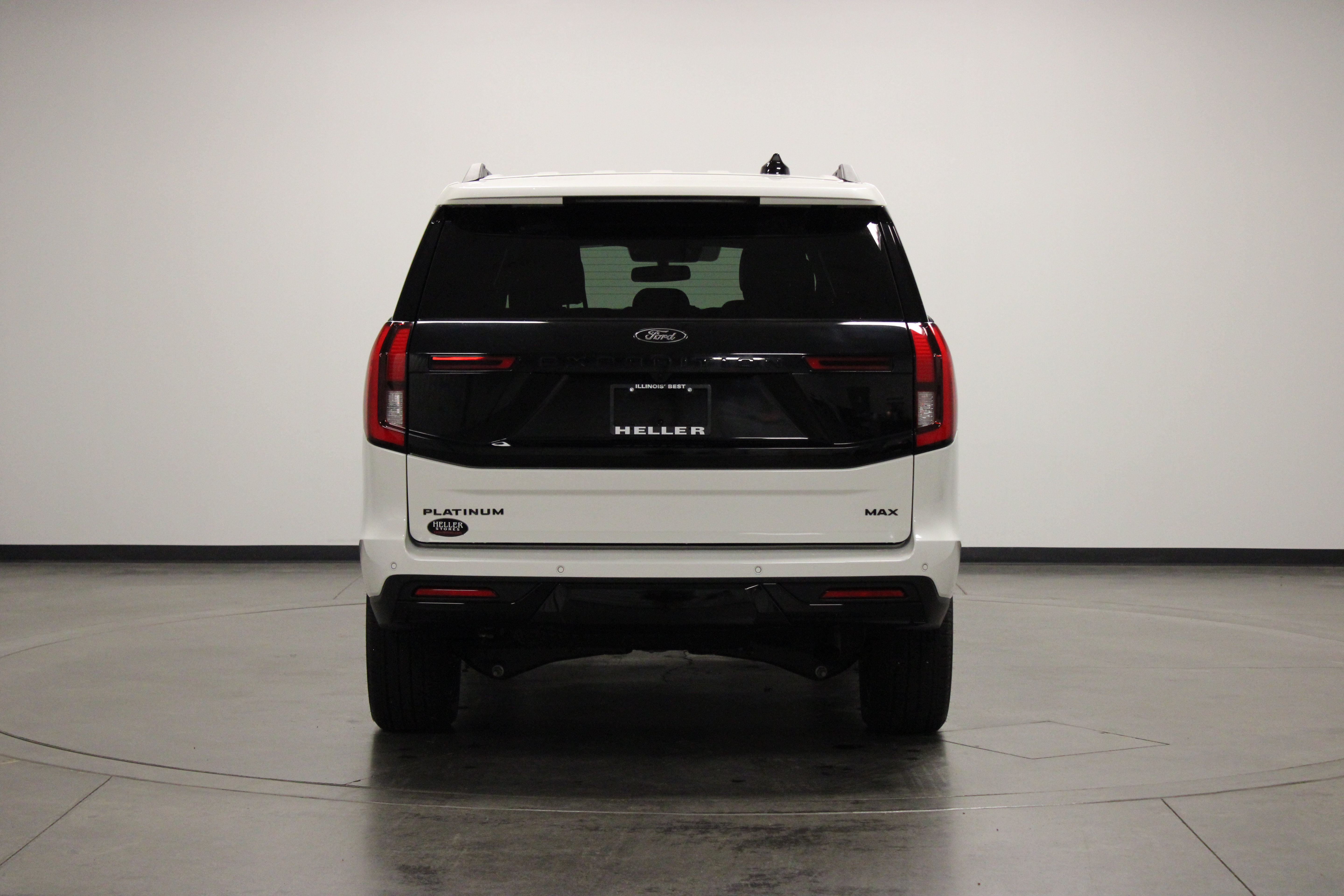 Used 2025 Ford Expedition Max Platinum w/ Stealth Performance Package AWD/4WD image 7