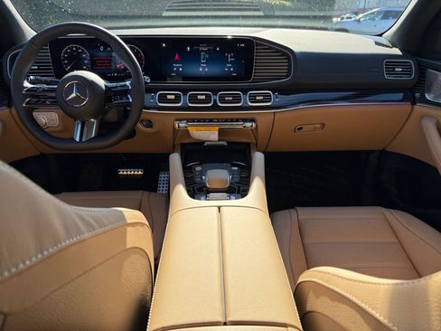 New 2026 Mercedes-Benz GLS 450 4MATIC image 13