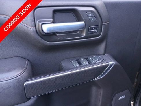 Used 2021 GMC Sierra 1500 AT4 w/ AT4 Premium Package AWD/4WD image 9