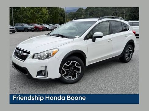 Used 2016 Subaru Crosstrek 2.0i Premium w/ Moonroof Package AWD/4WD image 1