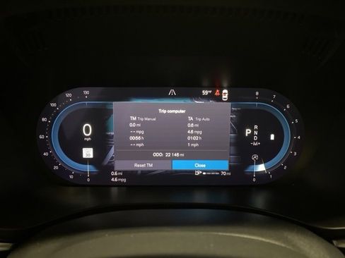 Used 2023 Volvo XC60 B5 Plus w/ Protection Package Premier image 9