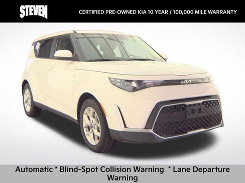 Used 2025 Kia Soul LX w/ LX Technology Package FWD image 3