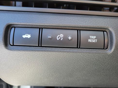 New 2026 Nissan Altima 2.5 SV FWD image 36