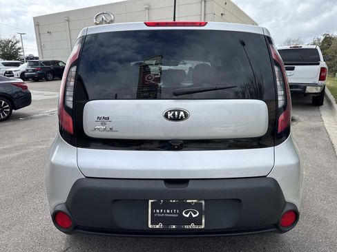 Used 2015 Kia Soul image 7