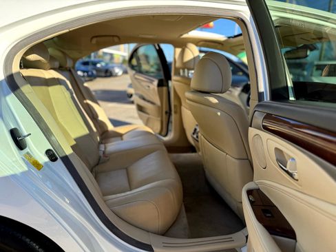 Used 2015 Lexus LS 460 Luxury image 39
