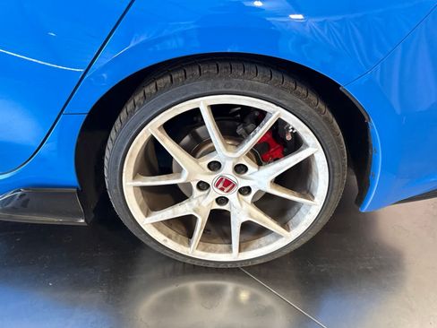 Used 2025 Honda Civic Type R image 11