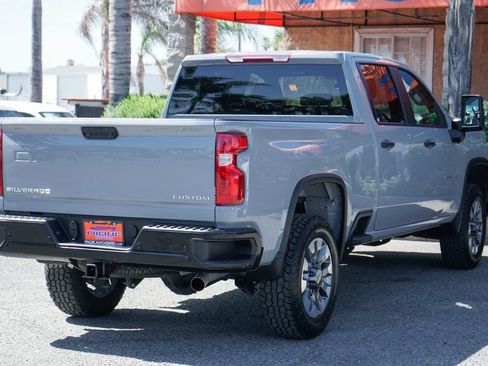 Used 2025 Chevrolet Silverado 2500 Custom w/ Custom Value Package RWD image 9