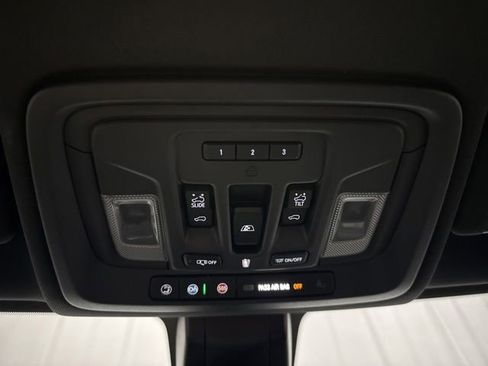 Used 2021 GMC Sierra 1500 AT4 w/ AT4 Premium Package AWD/4WD image 28