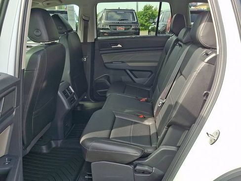 Used 2023 Volkswagen Atlas SE AWD/4WD image 8