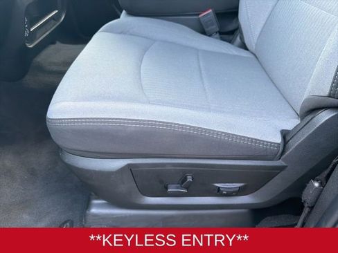 Used 2024 RAM 2500 Big Horn w/ Bed Utility Group image 10