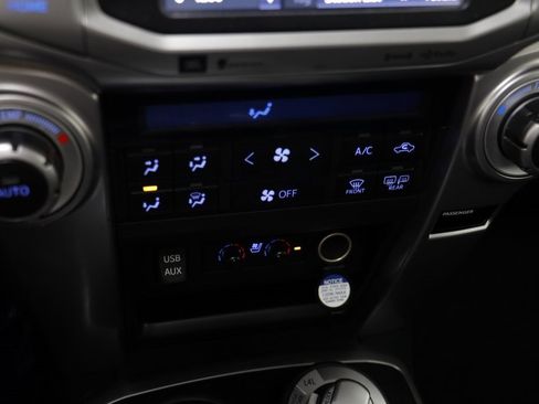 Used 2017 Toyota 4Runner Limited image 11