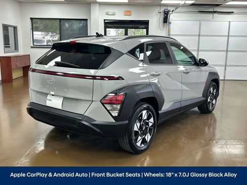 Used 2025 Hyundai Kona SEL FWD image 5