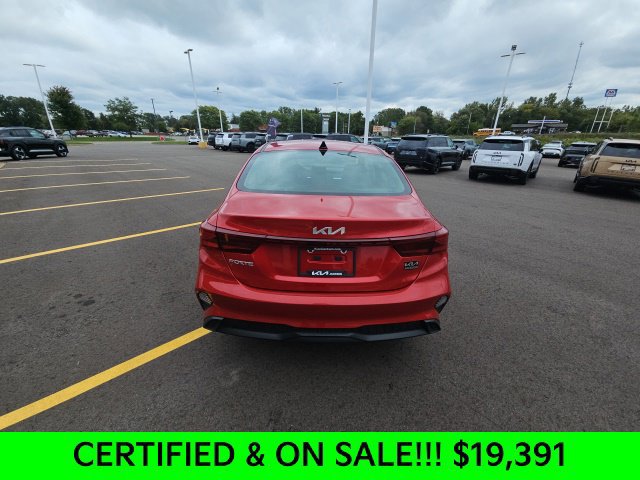 Used 2024 Kia Forte LXS w/ LXS Technology Package FWD image 7