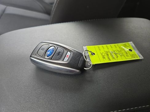 Certified 2025 Subaru Ascent Premium image 30