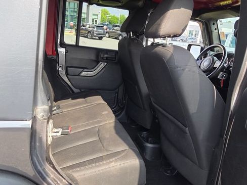 Used 2014 Jeep Wrangler Unlimited Sport AWD/4WD image 14