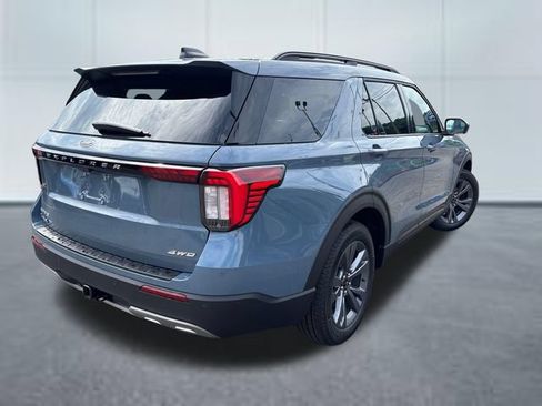 New 2026 Ford Explorer Active w/ Active Comfort Package AWD/4WD image 4