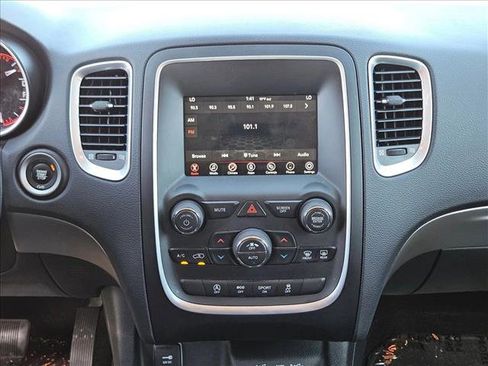 Used 2019 Dodge Durango SXT w/ 3rd Row Seating Group image 13