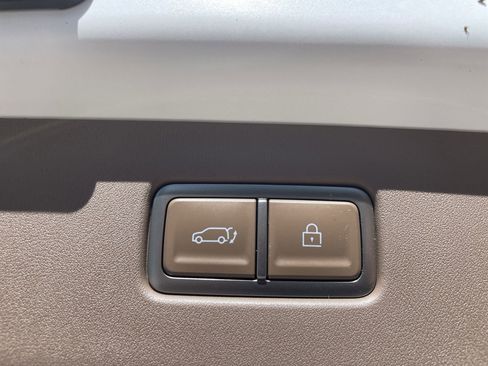 New 2026 Kia EV9 GT-Line image 9