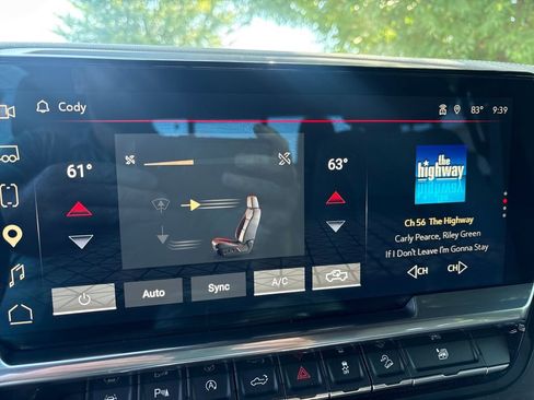 Used 2023 GMC Sierra 1500 SLT w/ SLT Premium Plus Package AWD/4WD image 37