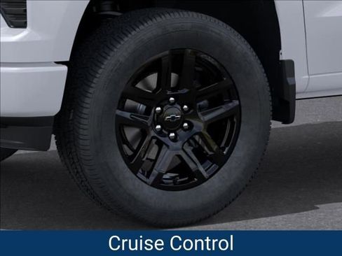 New 2026 Chevrolet Silverado 1500 Custom RWD image 10