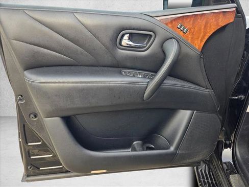 Used 2015 INFINITI QX80 2WD w/ Deluxe Technology Package image 11