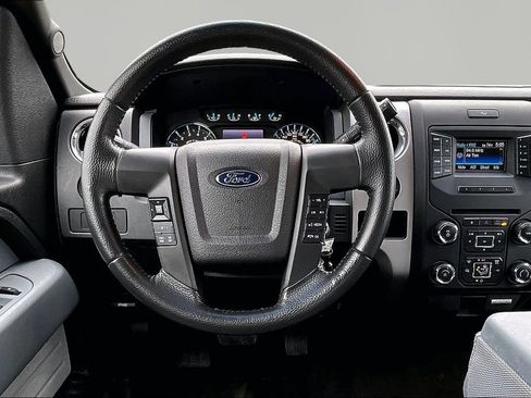 Used 2014 Ford F150 XLT w/ XLT Chrome Package RWD image 5