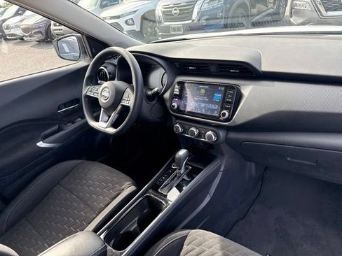 Used 2023 Nissan Kicks SV FWD image 13