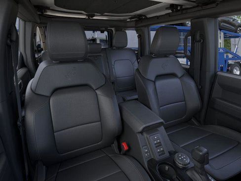 New 2026 Ford Bronco Badlands image 10