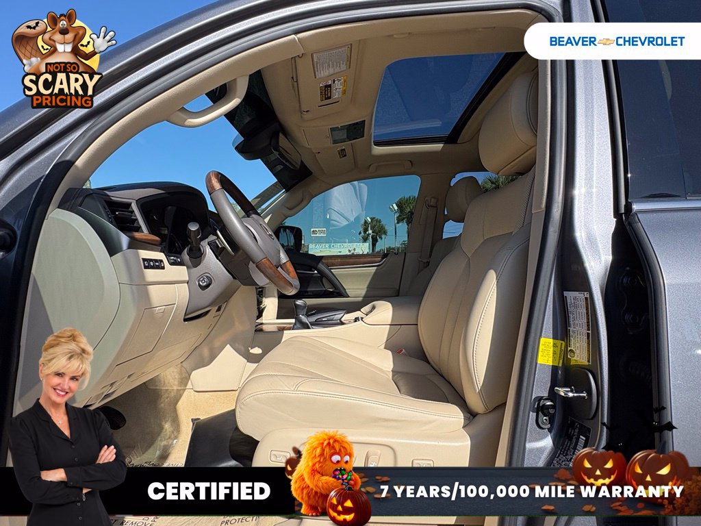 Used 2020 Lexus LX 570 4WD w/ Luxury Package image 13