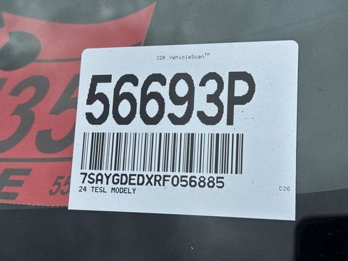 Used 2024 Tesla Model Y 2WD image 2