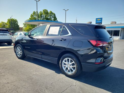 Used 2024 Chevrolet Equinox LT FWD image 3