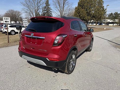 Used 2019 Buick Encore Sport Touring image 5