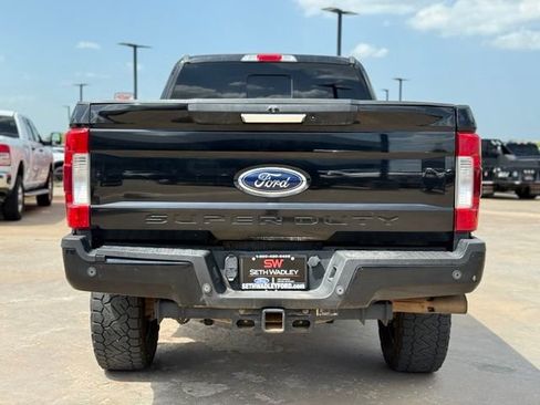 Used 2019 Ford F350 Lariat AWD/4WD image 7