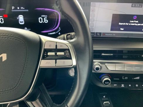 Used 2025 Kia Telluride S image 21