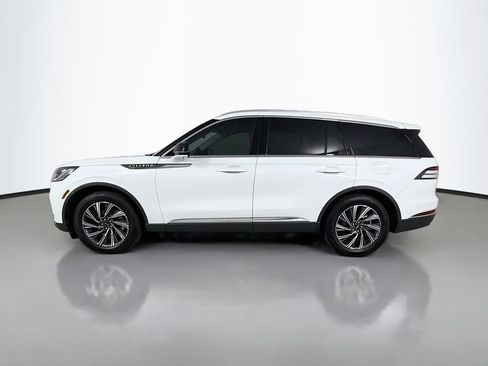 Used 2026 Lincoln Aviator 2WD image 8