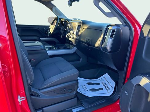 Used 2017 Chevrolet Silverado 1500 LT w/ All Star Edition AWD/4WD image 12
